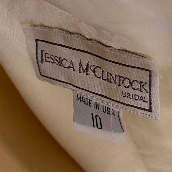JESSICA MCCLINTOCK VINTAGE BRIDAL GOWN OFF WHITE - SIZE 10 - Picture 15 of 16